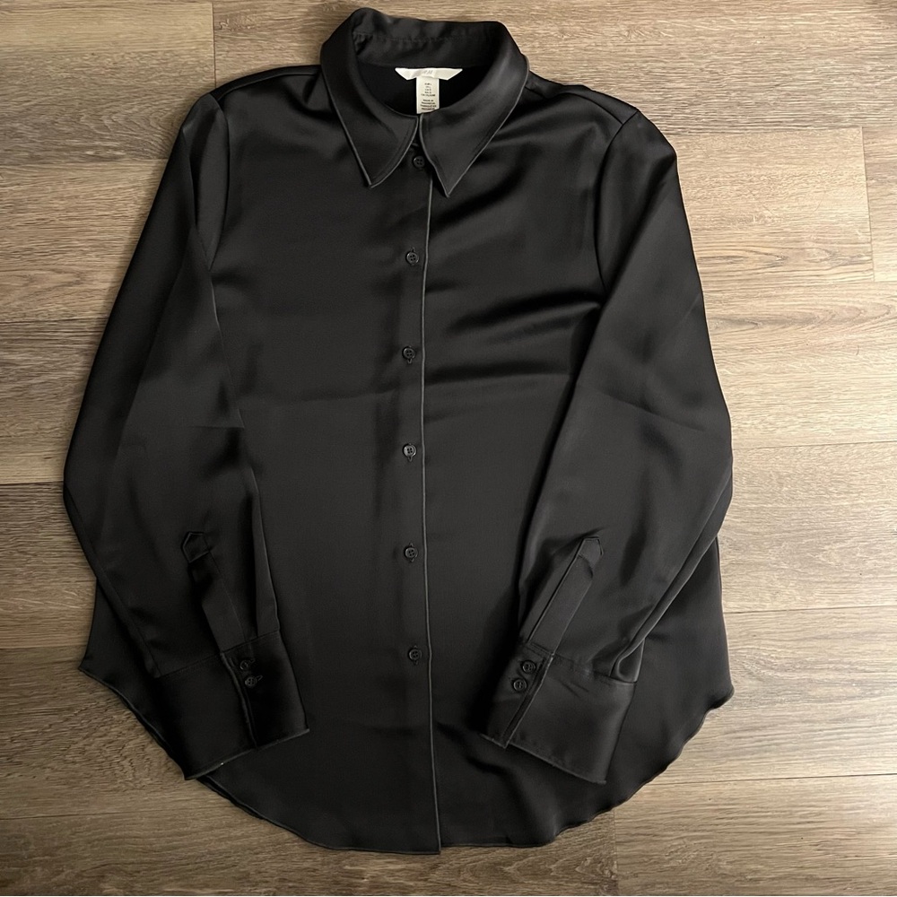 H&M Black Dress Shirt Classic Style